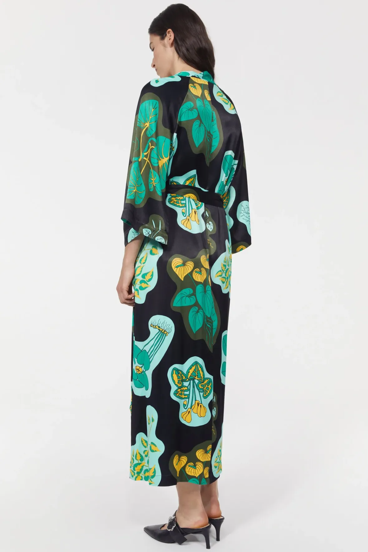 Rodebjer The Heartleaf Capsule^Mabelin Cape Leaf